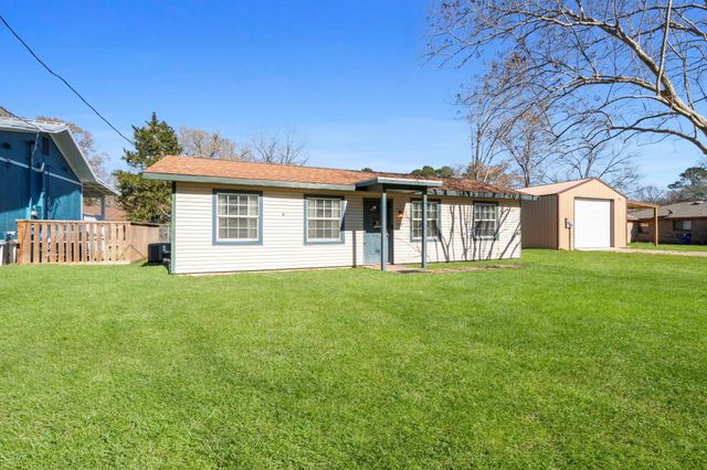 192 Miller Road, Livingston, TX 77351