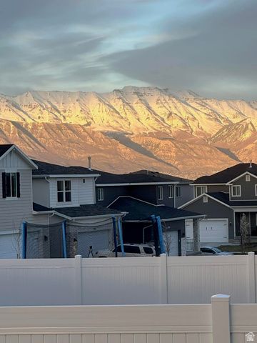 4633 E GOLDEN HILLS LOOP, Eagle Mountain, UT 84005