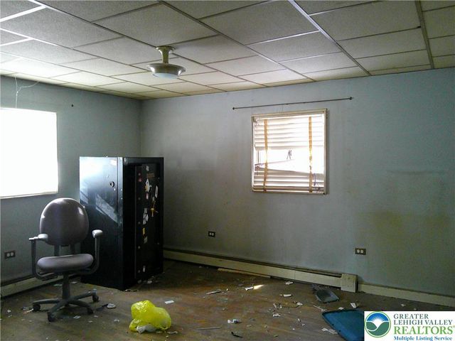 414 Turkey Ridge Road, Upper Mt Bethel Twp, PA 18343