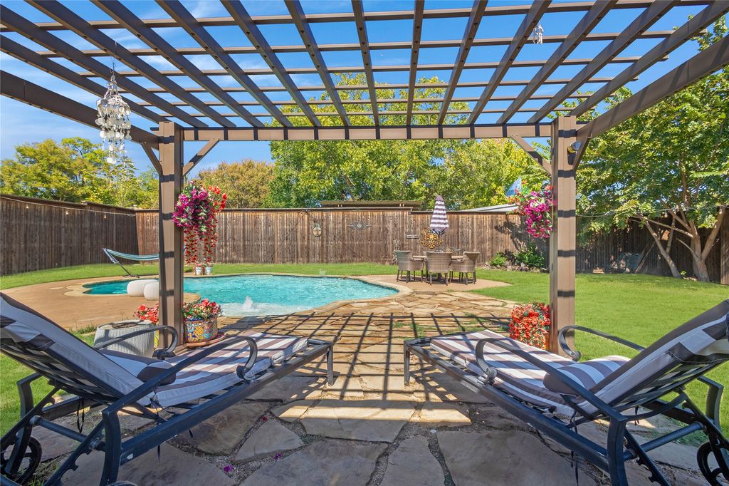 7917 Donegal Lane, North Richland Hills, TX 76180 — photo 2