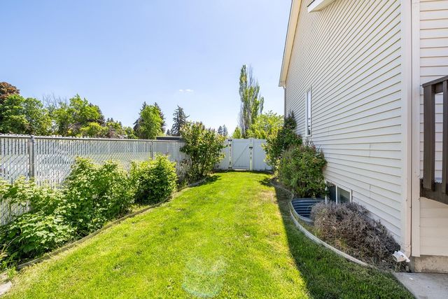 9815 E Springfield Ln, Spokane Valley, WA 99206