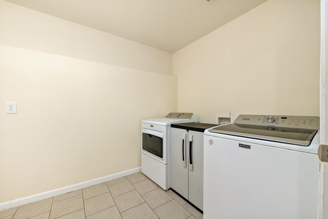 9815 E Springfield Ln, Spokane Valley, WA 99206
