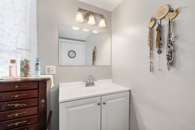 530 Wood St, Mansfield, OH 44907