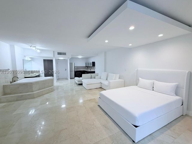2301 Collins Ave 621, Miami Beach, FL 33139