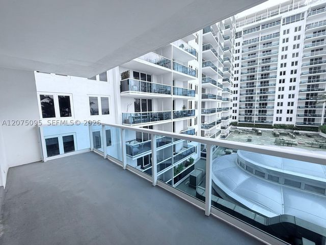 2301 Collins Ave 621, Miami Beach, FL 33139