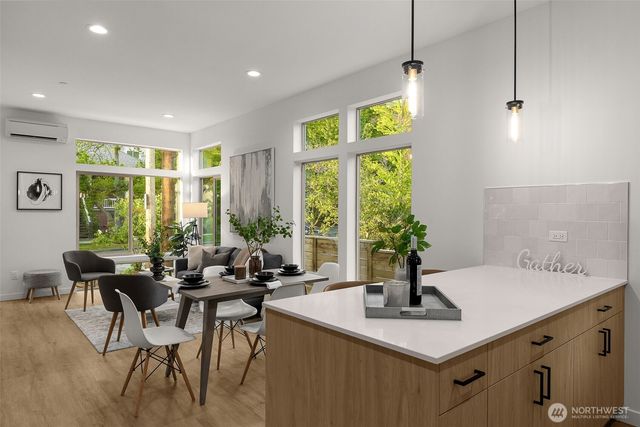 1203 H N Allen Place, Seattle, WA 98103