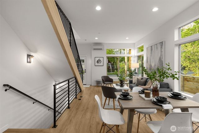 1203 H N Allen Place, Seattle, WA 98103