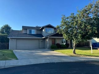 2415 NW Antler Court, Redmond, OR 97756
