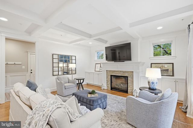 5813 IPSWICH RD, Bethesda, MD 20814