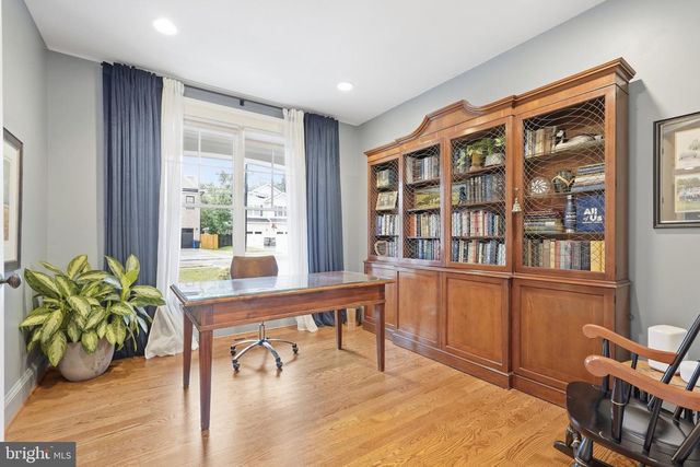 5813 IPSWICH RD, Bethesda, MD 20814