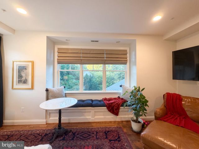 5813 IPSWICH RD, Bethesda, MD 20814