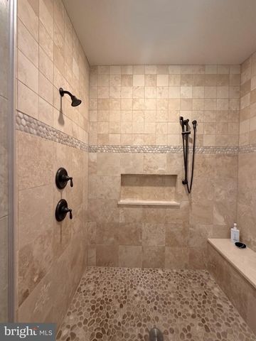 5813 IPSWICH RD, Bethesda, MD 20814