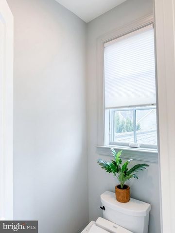 5813 IPSWICH RD, Bethesda, MD 20814
