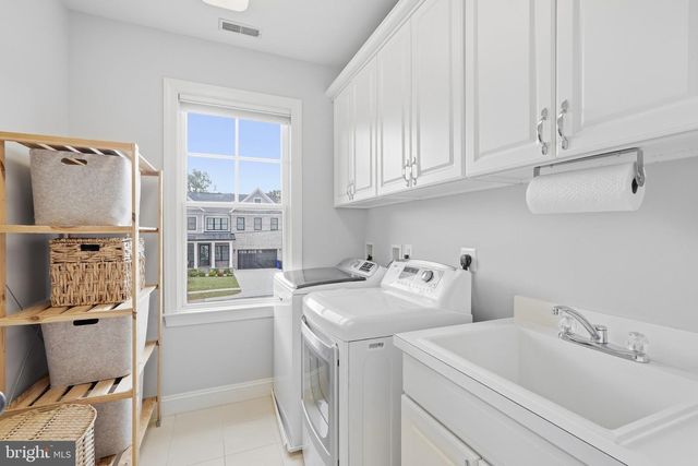 5813 IPSWICH RD, Bethesda, MD 20814