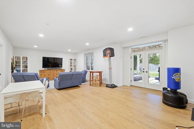 5813 IPSWICH RD, Bethesda, MD 20814