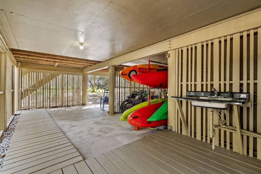 Image 37 of property listing at 1158 Summerwind Lane, Seabrook Island, SC 29455