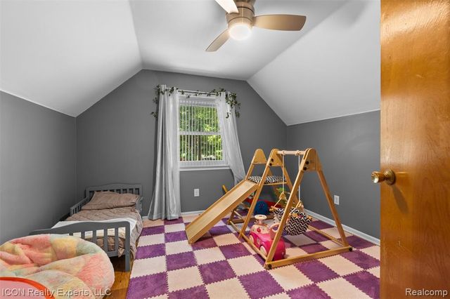 55875 Pontiac Trail Court, New Hudson, MI 48165