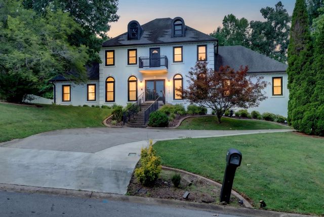 2706 Wakefield Dr, Clarksville, TN 37043
