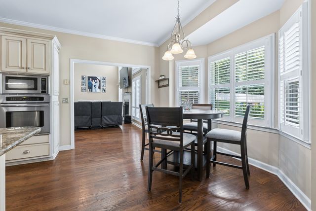 2706 Wakefield Dr, Clarksville, TN 37043
