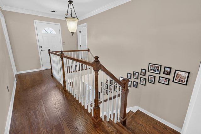 2706 Wakefield Dr, Clarksville, TN 37043