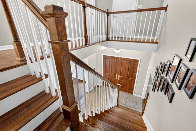 2706 Wakefield Dr, Clarksville, TN 37043