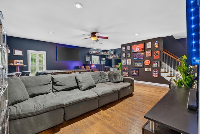 2706 Wakefield Dr, Clarksville, TN 37043