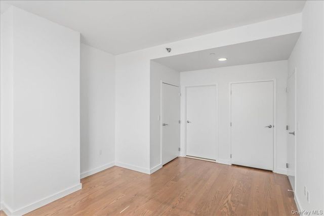 4026 College Point Boulevard 11E, Flushing, NY 11354