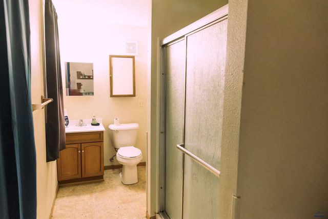 1011 LEMMON AVE, Rapid City, SD 57701