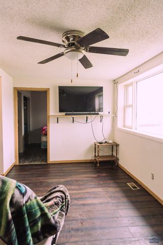1011 LEMMON AVE, Rapid City, SD 57701