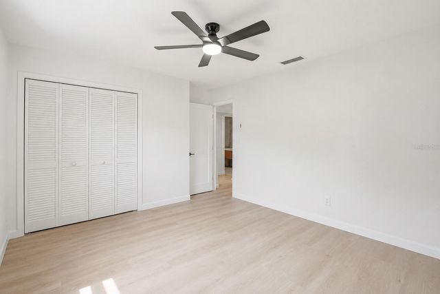 6470 26TH AVENUE N, St Petersburg, FL 33710