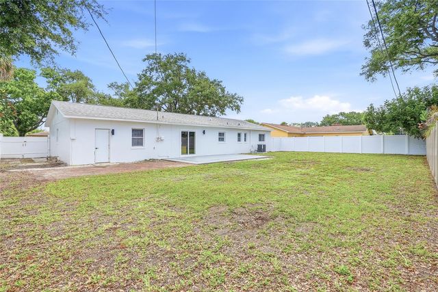 6470 26TH AVENUE N, St Petersburg, FL 33710