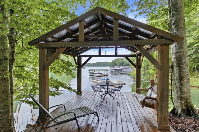645 Wildwood Trce, Winchester, TN 37398