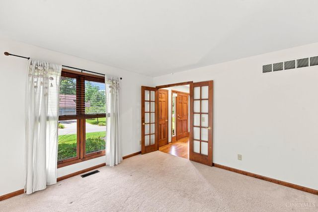 6980 Dovehill Lane, Green Twp, OH 45248