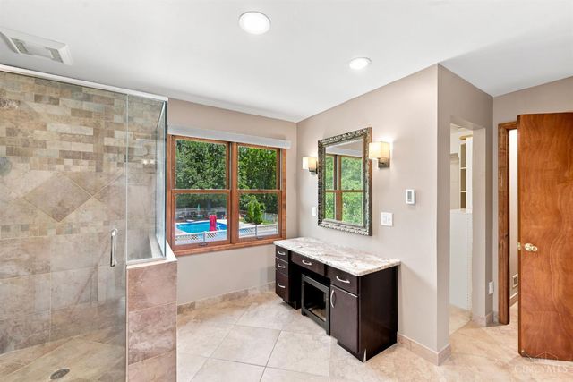 6980 Dovehill Lane, Green Twp, OH 45248