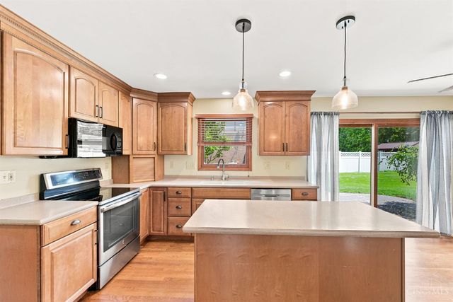6980 Dovehill Lane, Green Twp, OH 45248