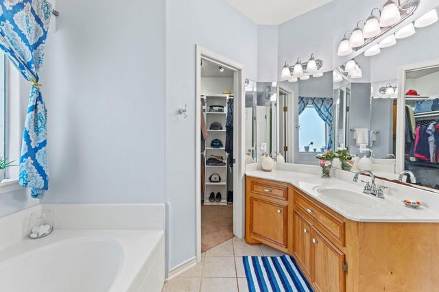 1109 Perkins ST, San Marcos, TX 78666