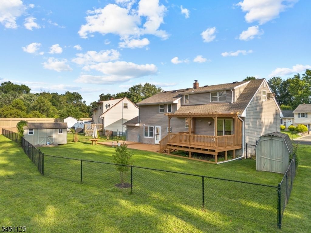 21 Starlit Dr, Middlesex Boro, NJ 08846 — exterior