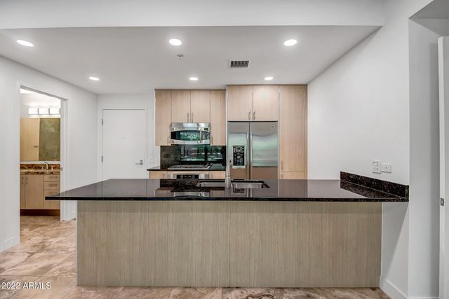 7121 E RANCHO VISTA Drive 1004, Scottsdale, AZ 85251