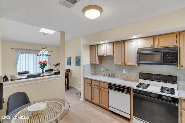 24 Catherine Court, South Amboy, NJ 08879