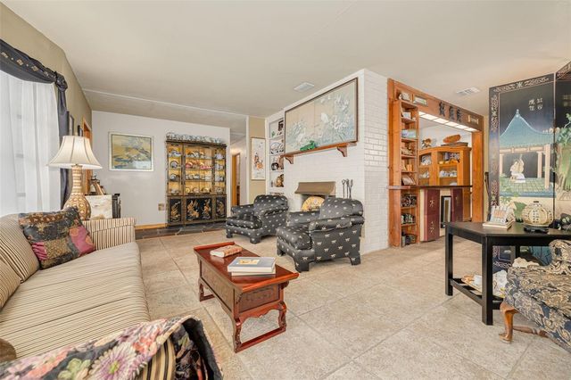 12698 81ST AVENUE, Seminole, FL 33776