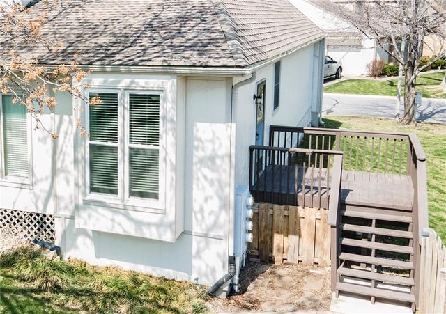 12831 Cambridge Road, Leawood, KS 66209