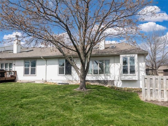 12831 Cambridge Road, Leawood, KS 66209