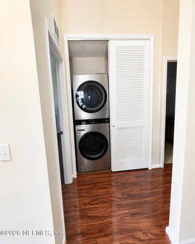 575 OAKLEAF PLANTATION Parkway 816, Orange Park, FL 32065