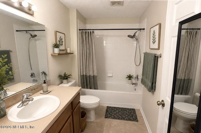 575 OAKLEAF PLANTATION Parkway 816, Orange Park, FL 32065