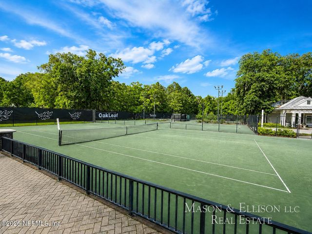 575 OAKLEAF PLANTATION Parkway 816, Orange Park, FL 32065