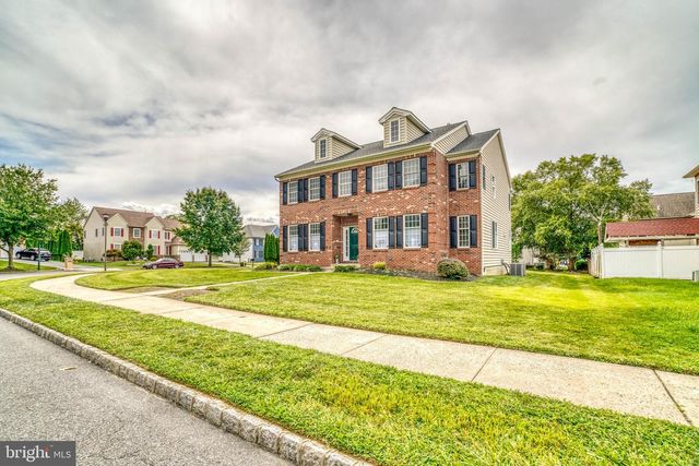 9902 PLAYER DR, Philadelphia, PA 19115