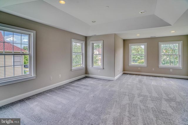 9902 PLAYER DR, Philadelphia, PA 19115