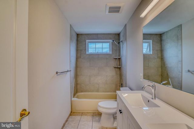 9902 PLAYER DR, Philadelphia, PA 19115