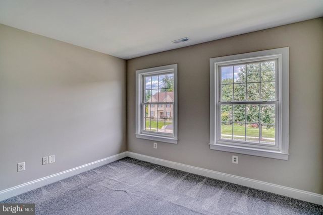 9902 PLAYER DR, Philadelphia, PA 19115