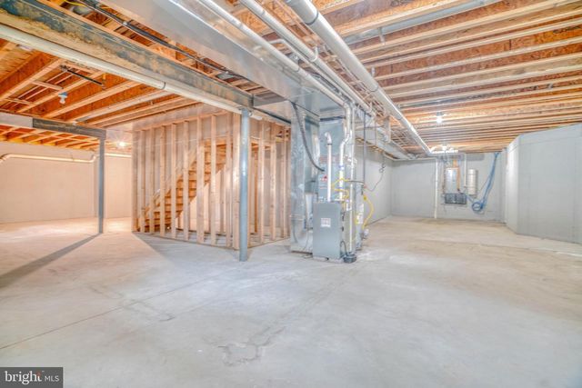 9902 PLAYER DR, Philadelphia, PA 19115